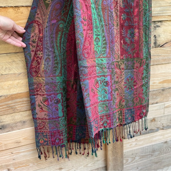 Sacred Threads fringe floral paisley multicolored shawl - Picture 9 of 13